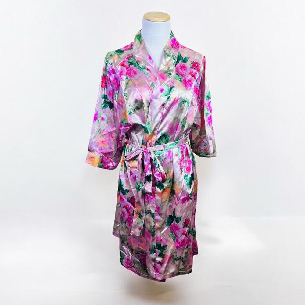 DAVID'S BRIDAL Pink Floral Wedding Bride Satin Robe Small/Medium Roses Tie Waist